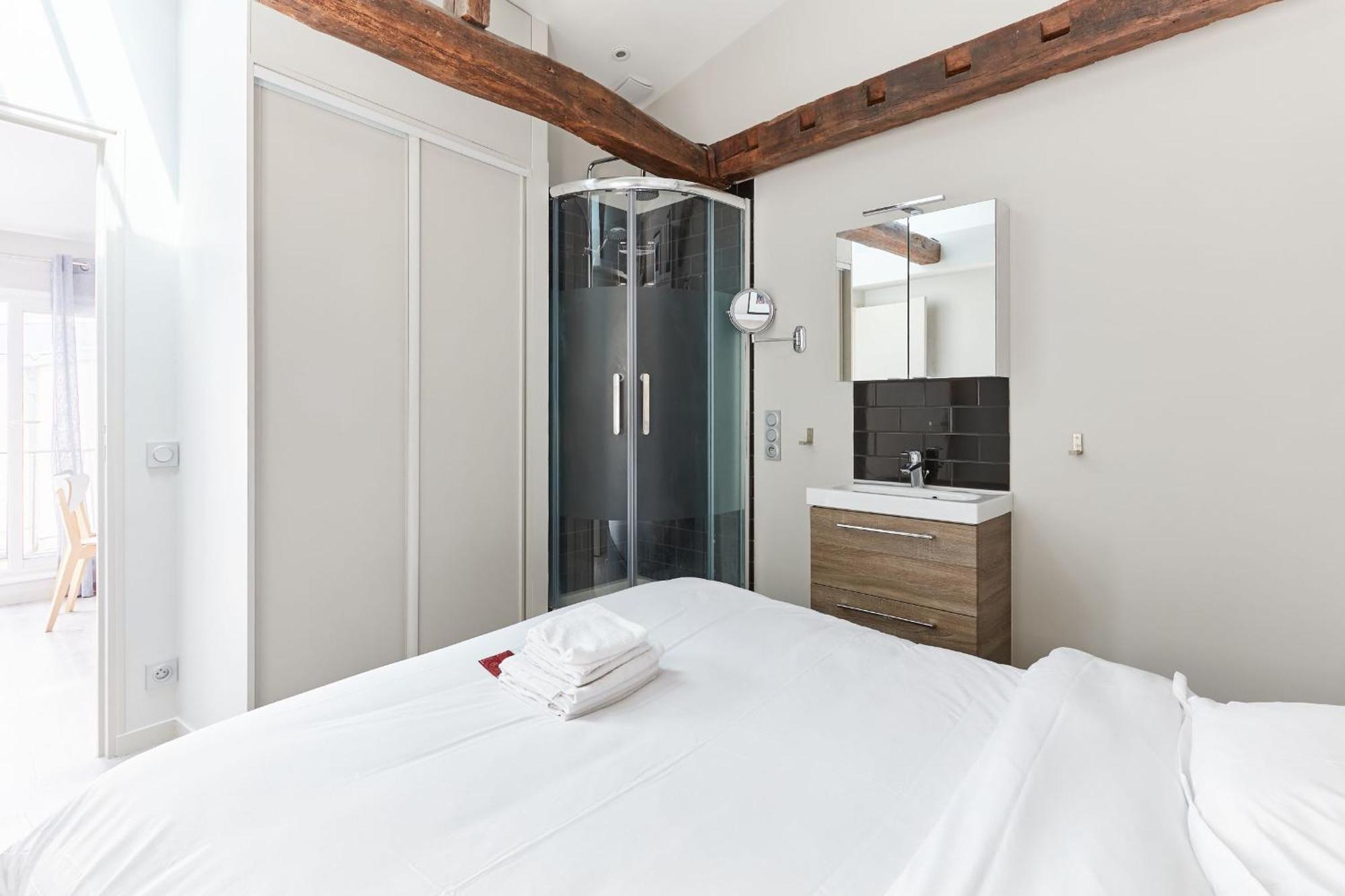 Jardin And Balcony 1Br Apartment Paris Exterior photo